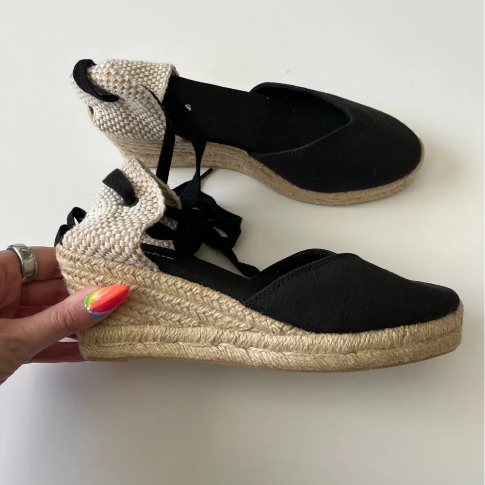 Soludos Lyon Espadrille Wedge Sandals Lace Ankle Black and Tan Size 6.5